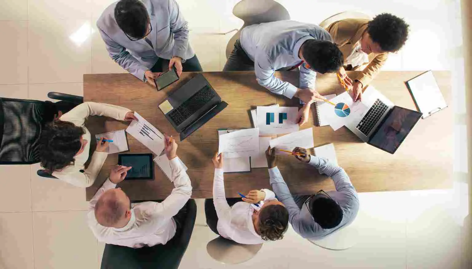 ¿Cómo tomar decisiones basadas en datos utilizando tecnología?